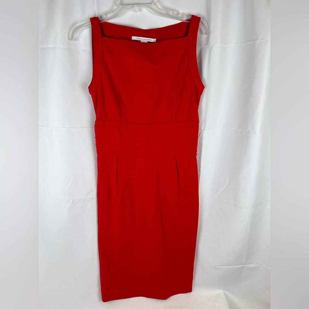 DIANE VON FURSTENBERG‎ KIMMIE Bateau Neckline Knee-Length Dress Cocktail Size 6